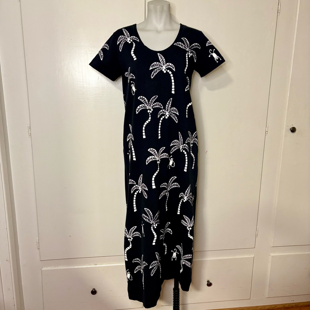 Vintage 90s Black White Graphic Tropical Palm Tree Monkey T Shirt Maxi Dress